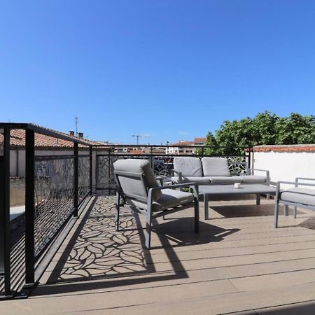 Duplex 120M2 Terrasse Vue Sur Nimes Apartment Bagian luar foto