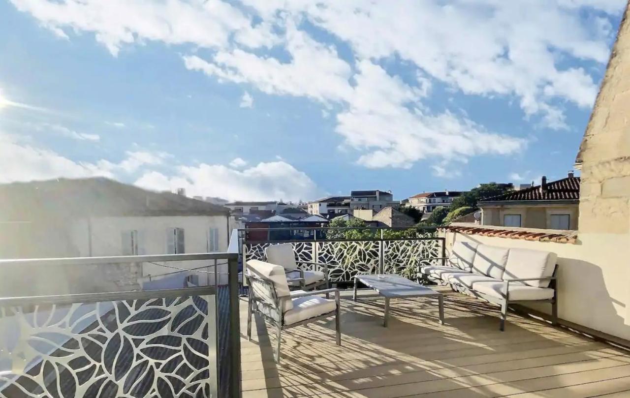 Duplex 120M2 Terrasse Vue Sur Nimes Apartment Bagian luar foto