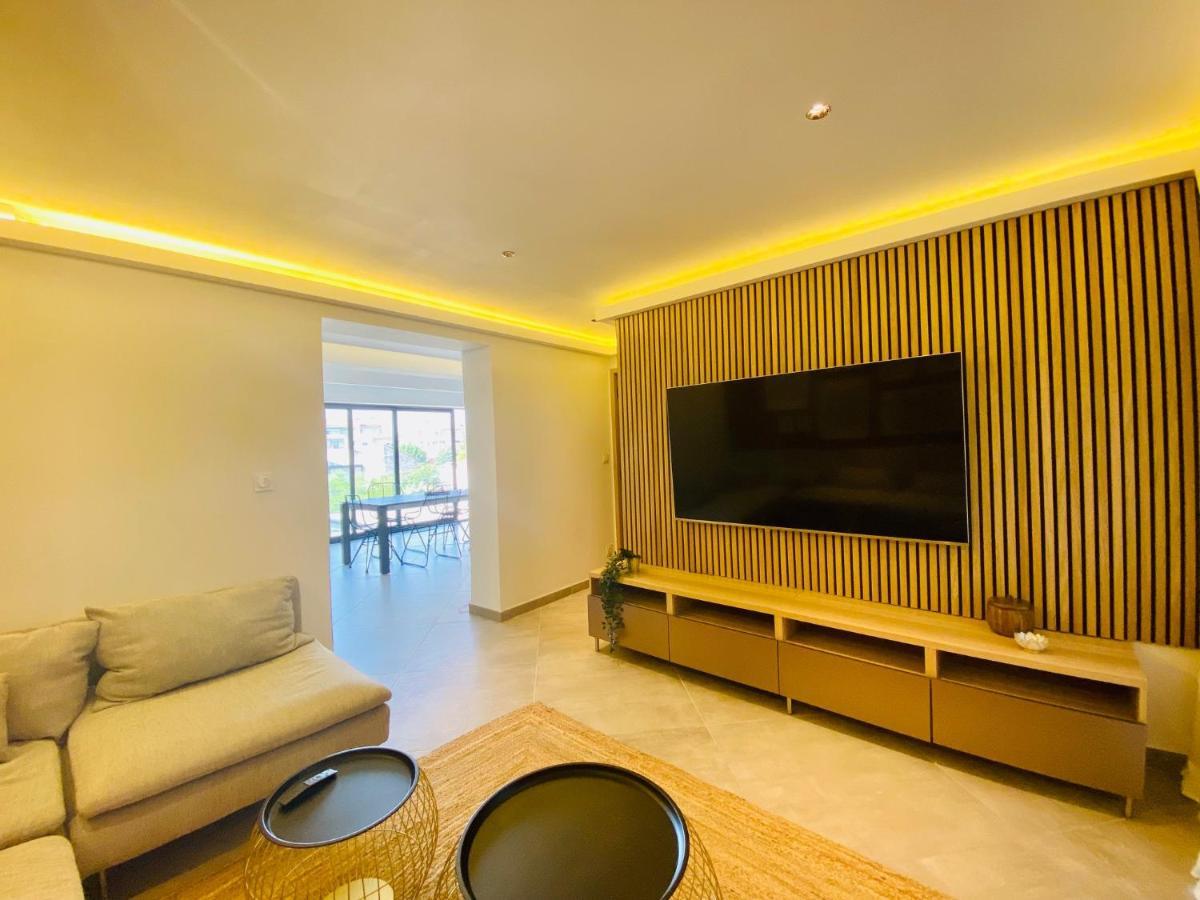 Duplex 120M2 Terrasse Vue Sur Nimes Apartment Bagian luar foto